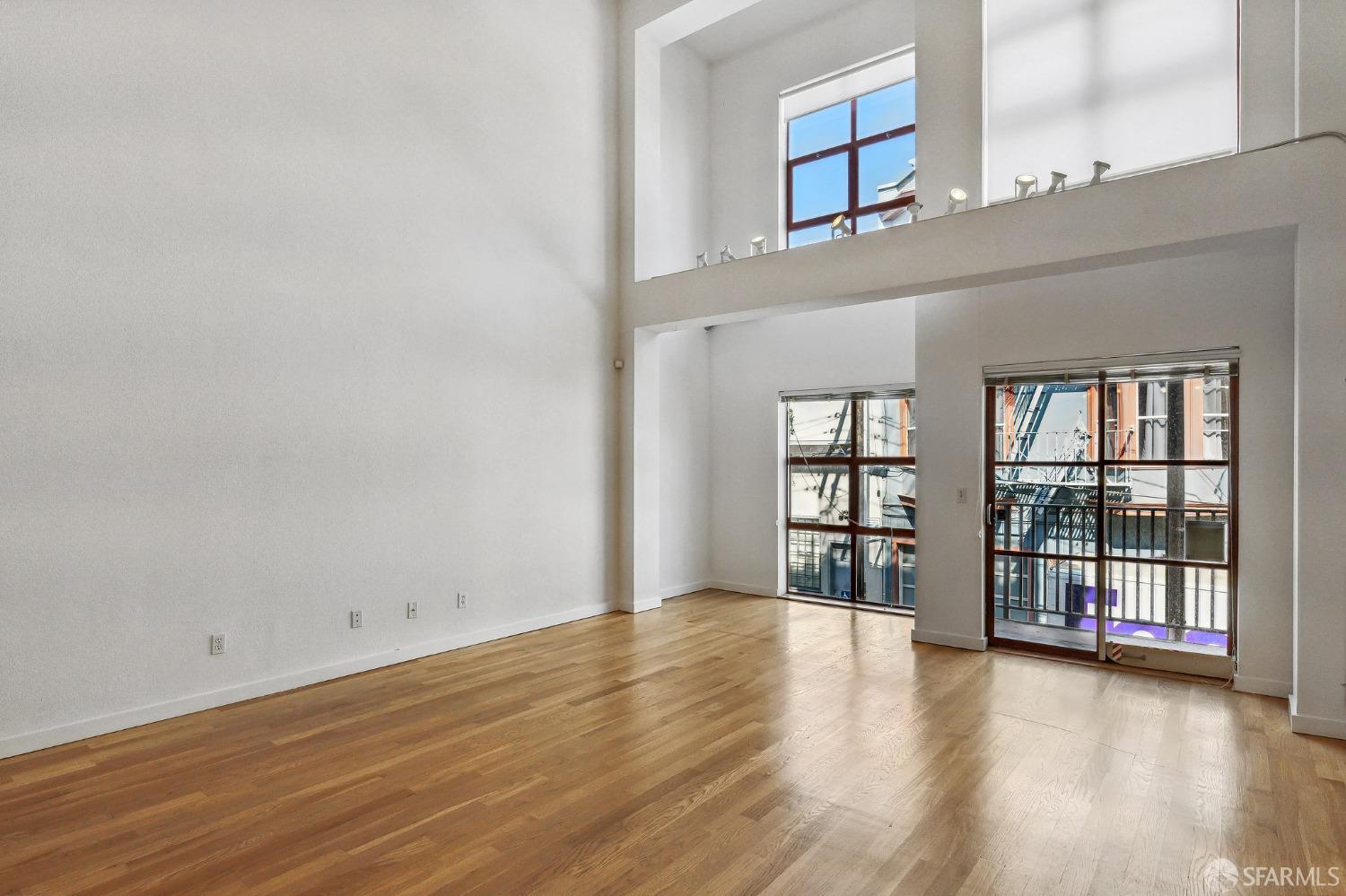 Detail Gallery Image 8 of 27 For 745 Clementina St a,  San Francisco,  CA 94103 - 1 Beds | 1/2 Baths