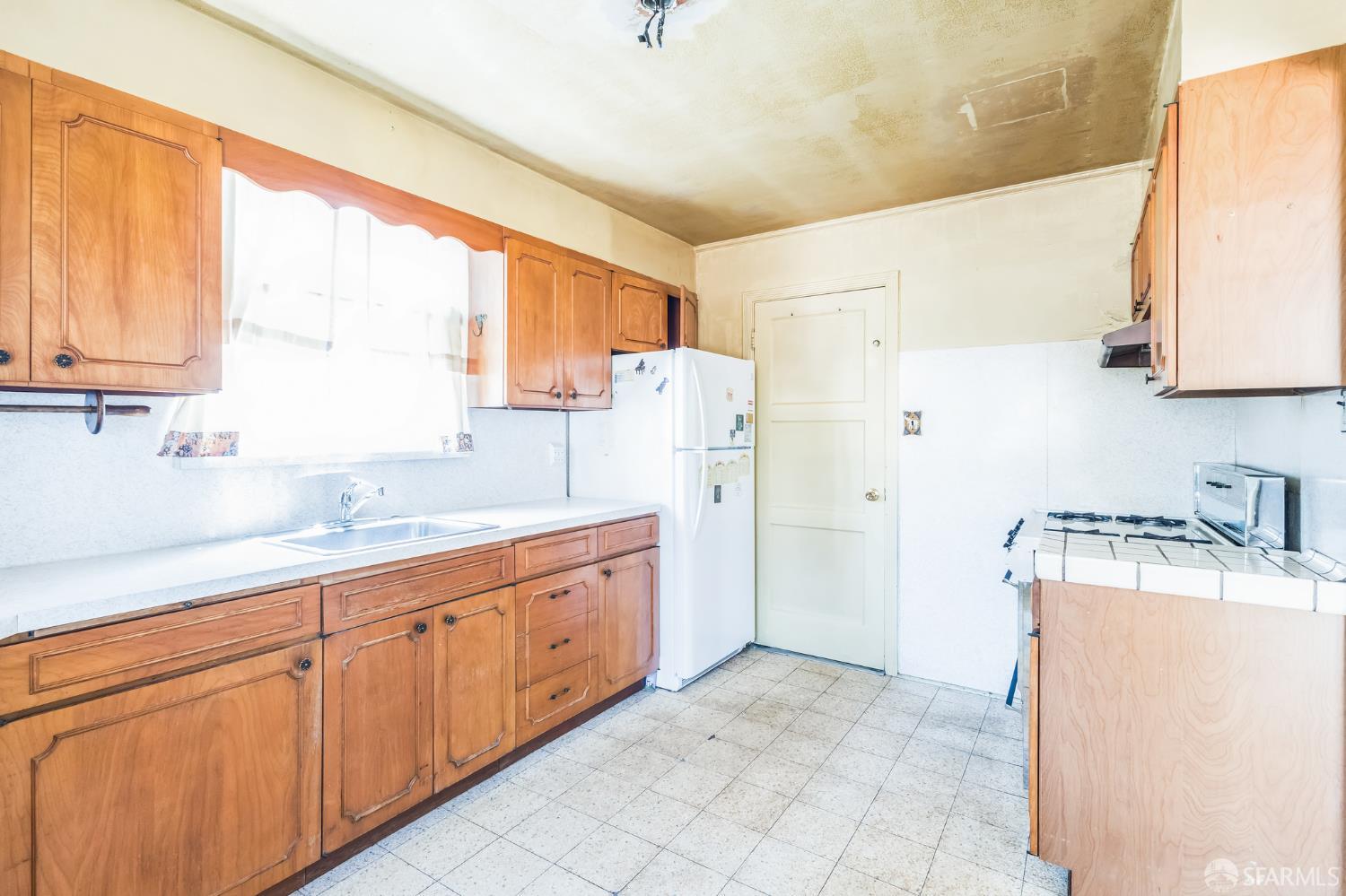 Washington Street, Daly City, California image 32