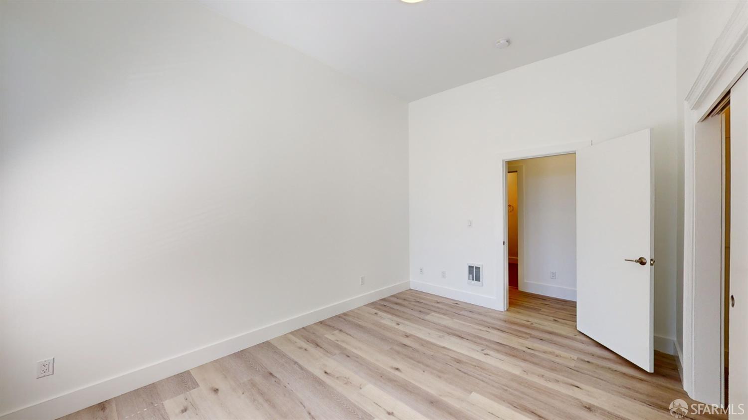 Detail Gallery Image 19 of 31 For 1 Scott St, San Francisco,  CA 94115 - – Beds | – Baths