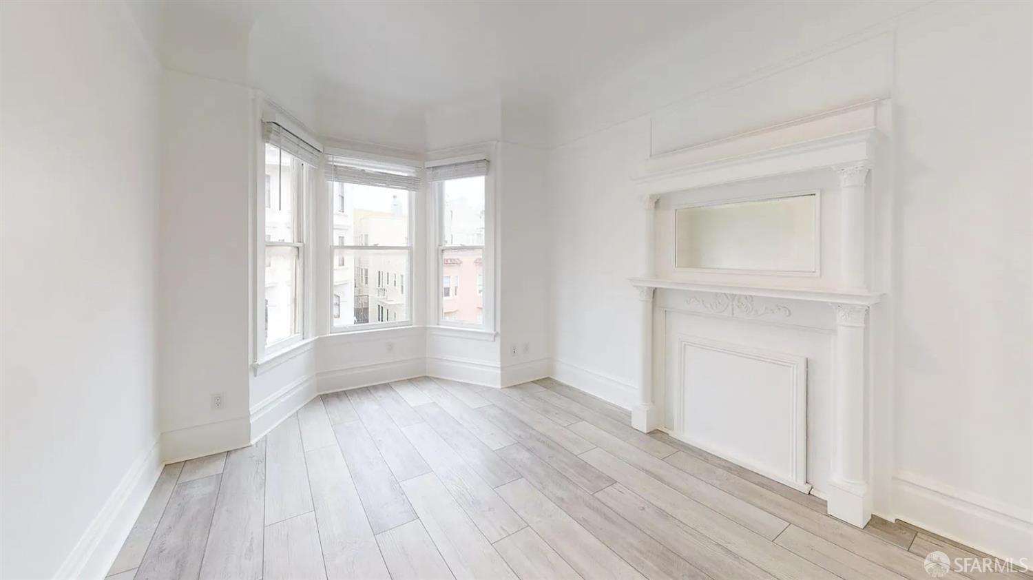 Detail Gallery Image 16 of 19 For 676 Greenwich St, San Francisco,  CA 94133 - – Beds | – Baths