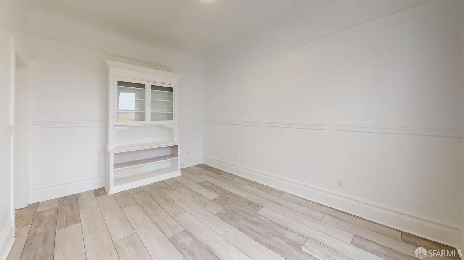 Detail Gallery Image 15 of 19 For 676 Greenwich St, San Francisco,  CA 94133 - – Beds | – Baths