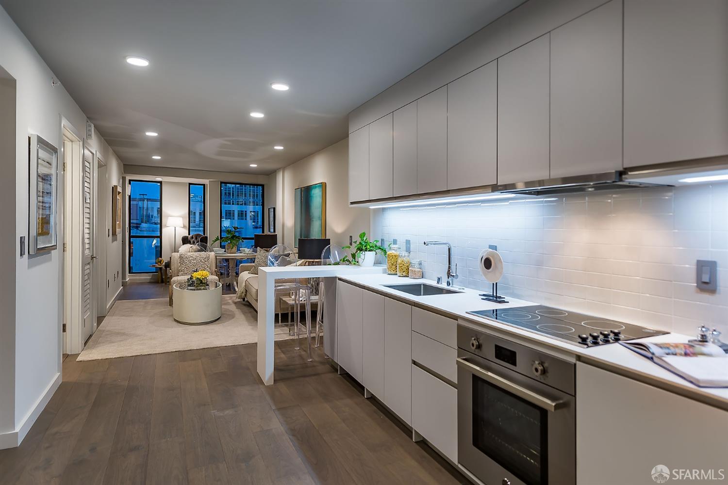 Detail Gallery Image 8 of 18 For 1238 Sutter St #902,  San Francisco,  CA 94109 - 2 Beds | 1 Baths