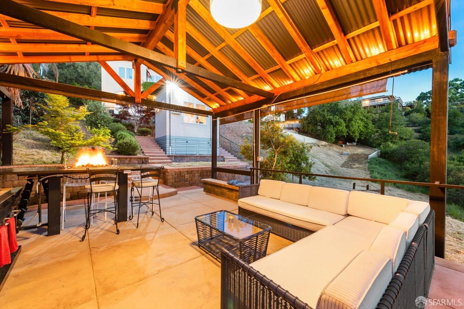 Detail Gallery Image 6 of 25 For 20 Benthill Ct, Lafayette,  CA 94549 - 1 Beds | 1/1 Baths