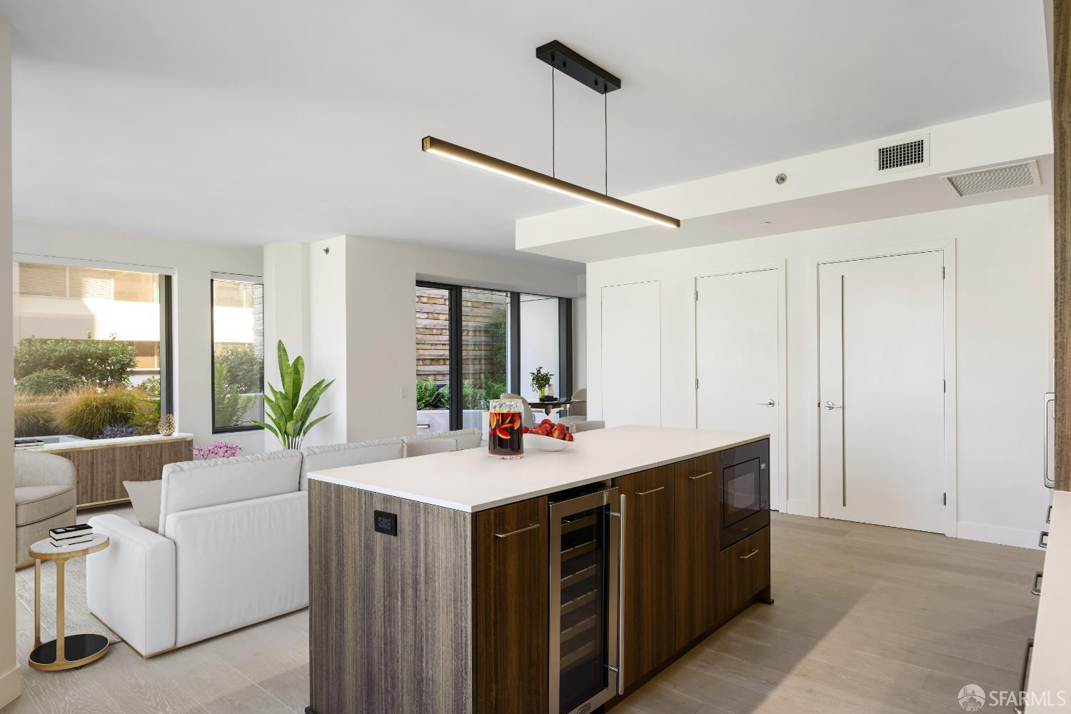 Photo #3: 425040229 Listing 