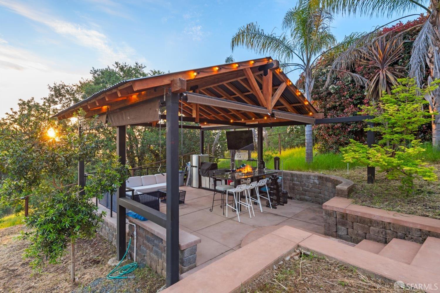 Detail Gallery Image 9 of 25 For 20 Benthill Ct, Lafayette,  CA 94549 - 1 Beds | 1/1 Baths