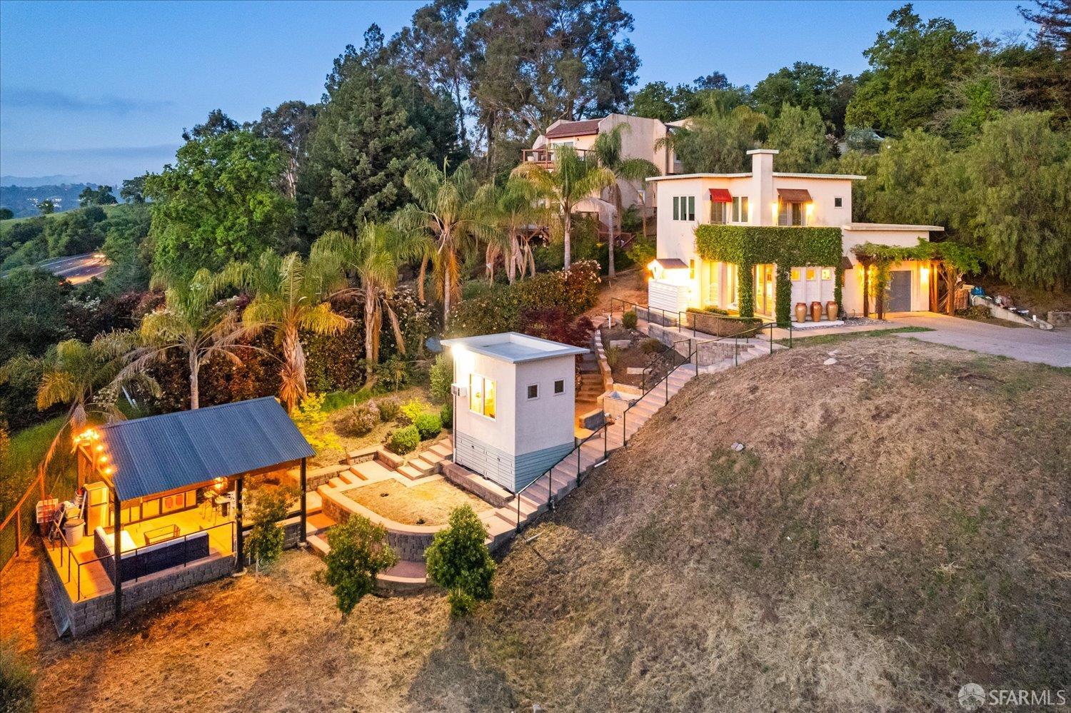 Detail Gallery Image 18 of 25 For 20 Benthill Ct, Lafayette,  CA 94549 - 1 Beds | 1/1 Baths