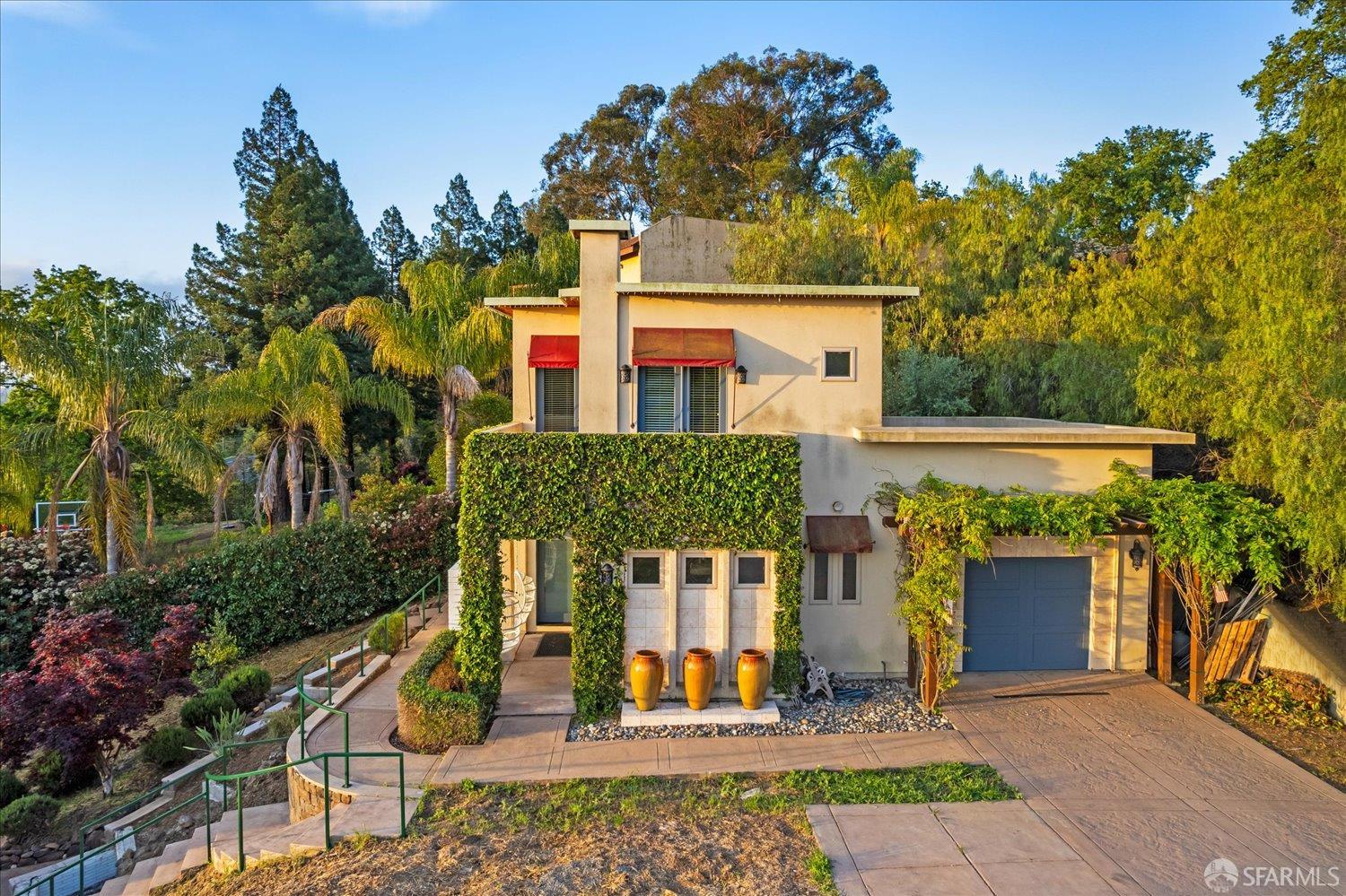 Detail Gallery Image 17 of 25 For 20 Benthill Ct, Lafayette,  CA 94549 - 1 Beds | 1/1 Baths