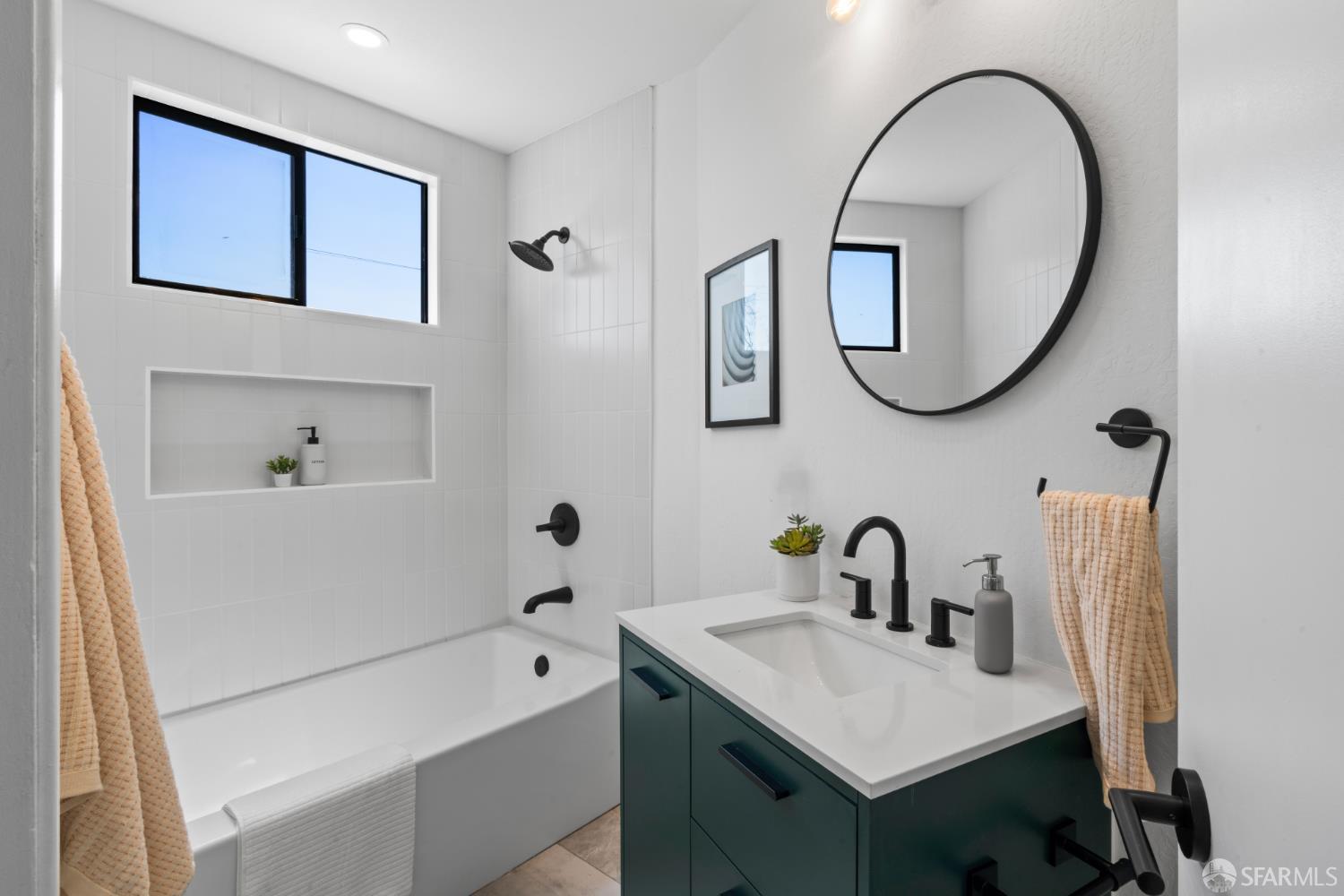 Detail Gallery Image 28 of 59 For 232 Holladay Ave, San Francisco,  CA 94110 - 3 Beds | 2 Baths