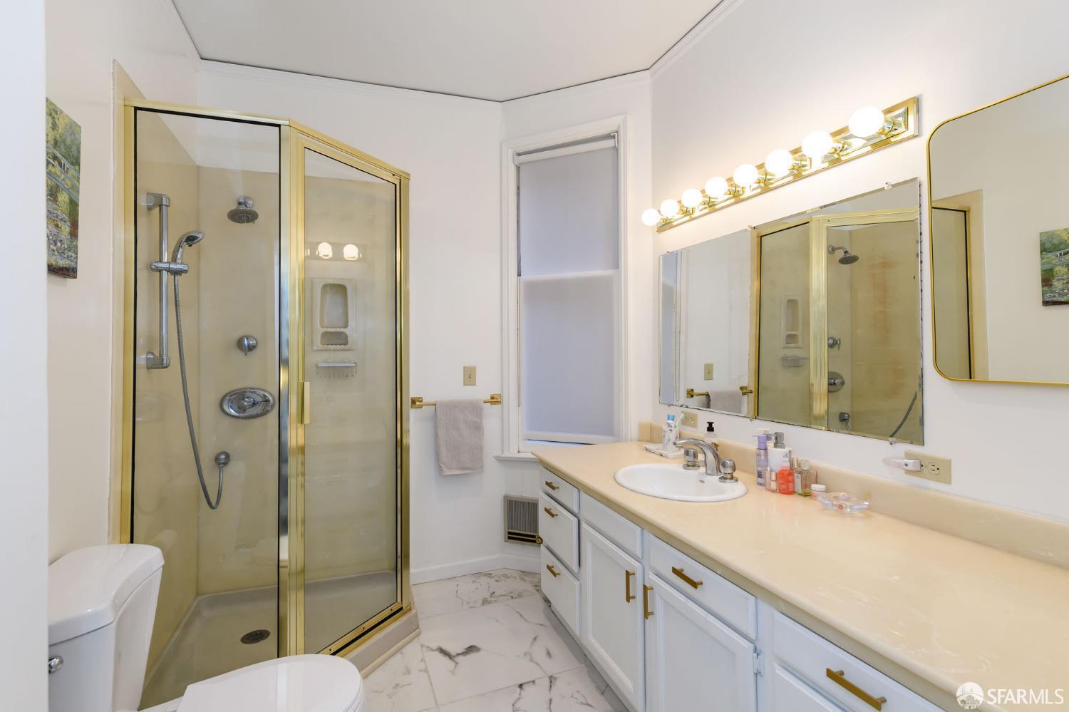 Photo #9: 425052183 Listing: Photo #9
