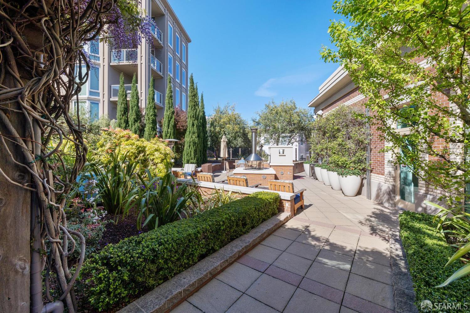 Detail Gallery Image 42 of 61 For 88 King St 104l,  San Francisco,  CA 94107 - 3 Beds | 3 Baths