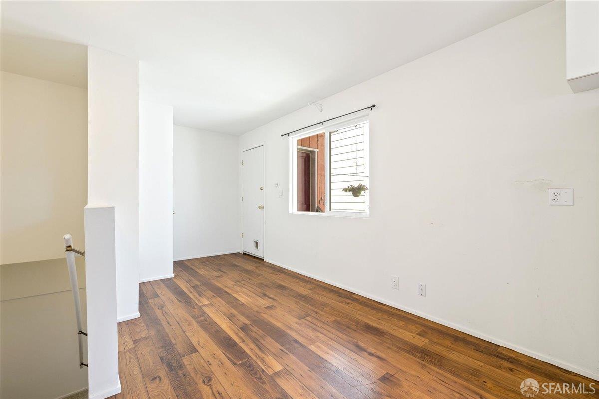 Photo #27: 425045354 Listing: Photo #27