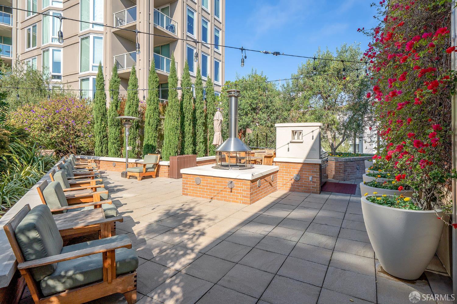Detail Gallery Image 45 of 61 For 88 King St 104l,  San Francisco,  CA 94107 - 3 Beds | 3 Baths