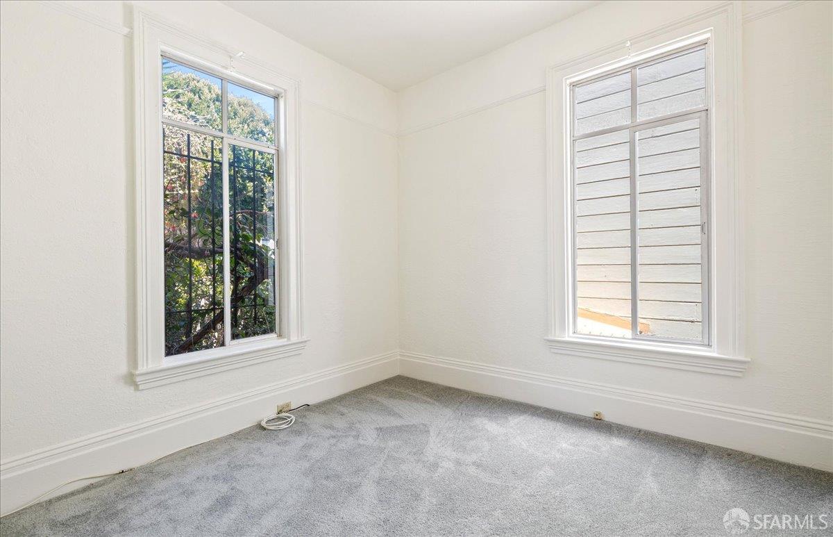 Photo #11: 425045354 Listing: Photo #11