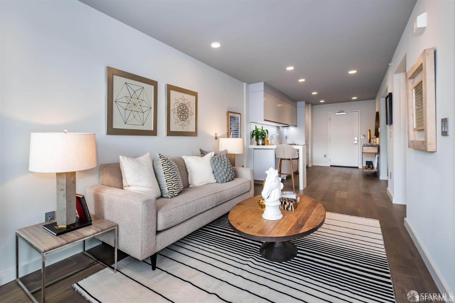 Detail Gallery Image 14 of 18 For 1238 Sutter St #902,  San Francisco,  CA 94109 - 2 Beds | 1 Baths