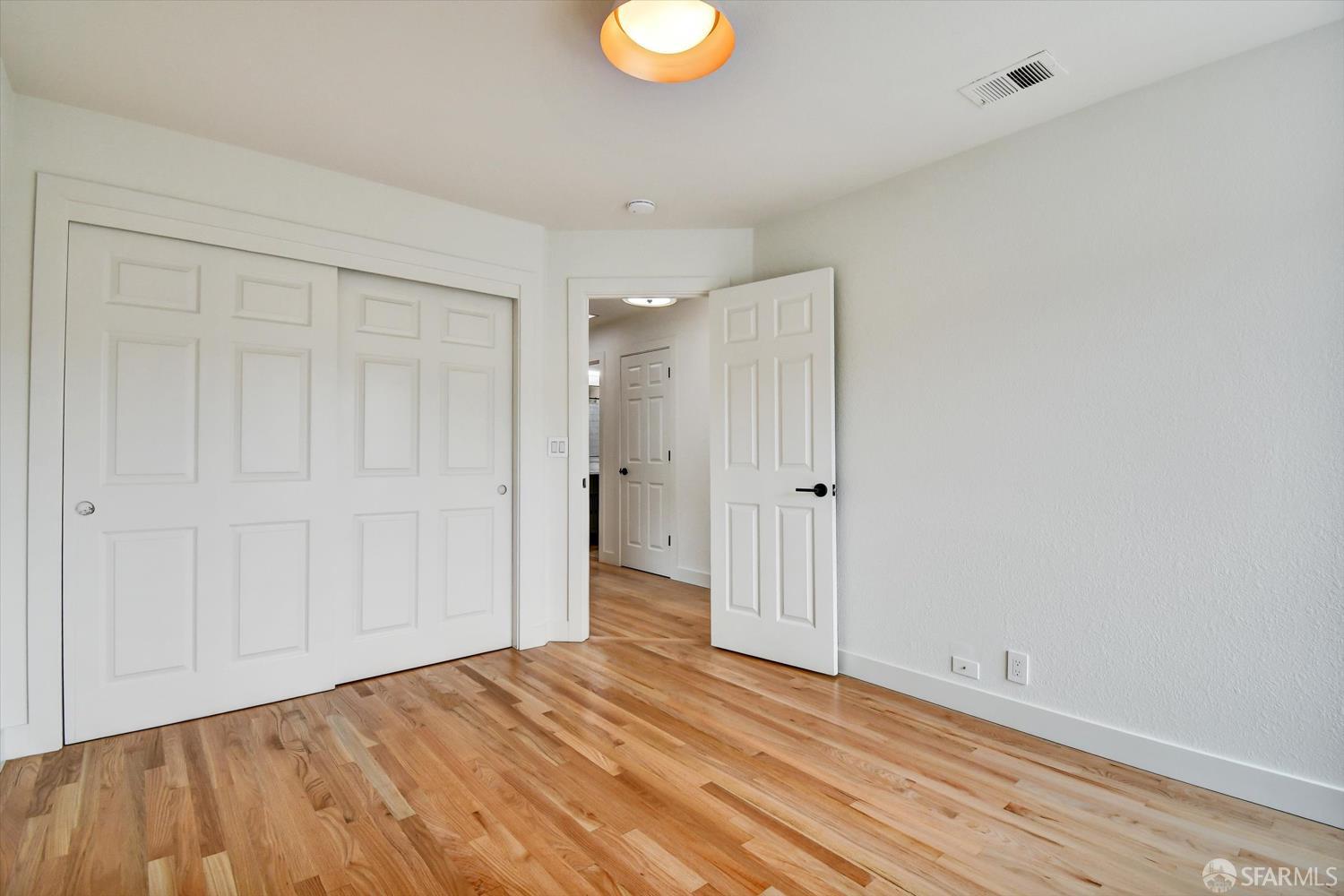 Detail Gallery Image 34 of 72 For 207 Marvilla Cir, Pacifica,  CA 94044 - 4 Beds | 3 Baths