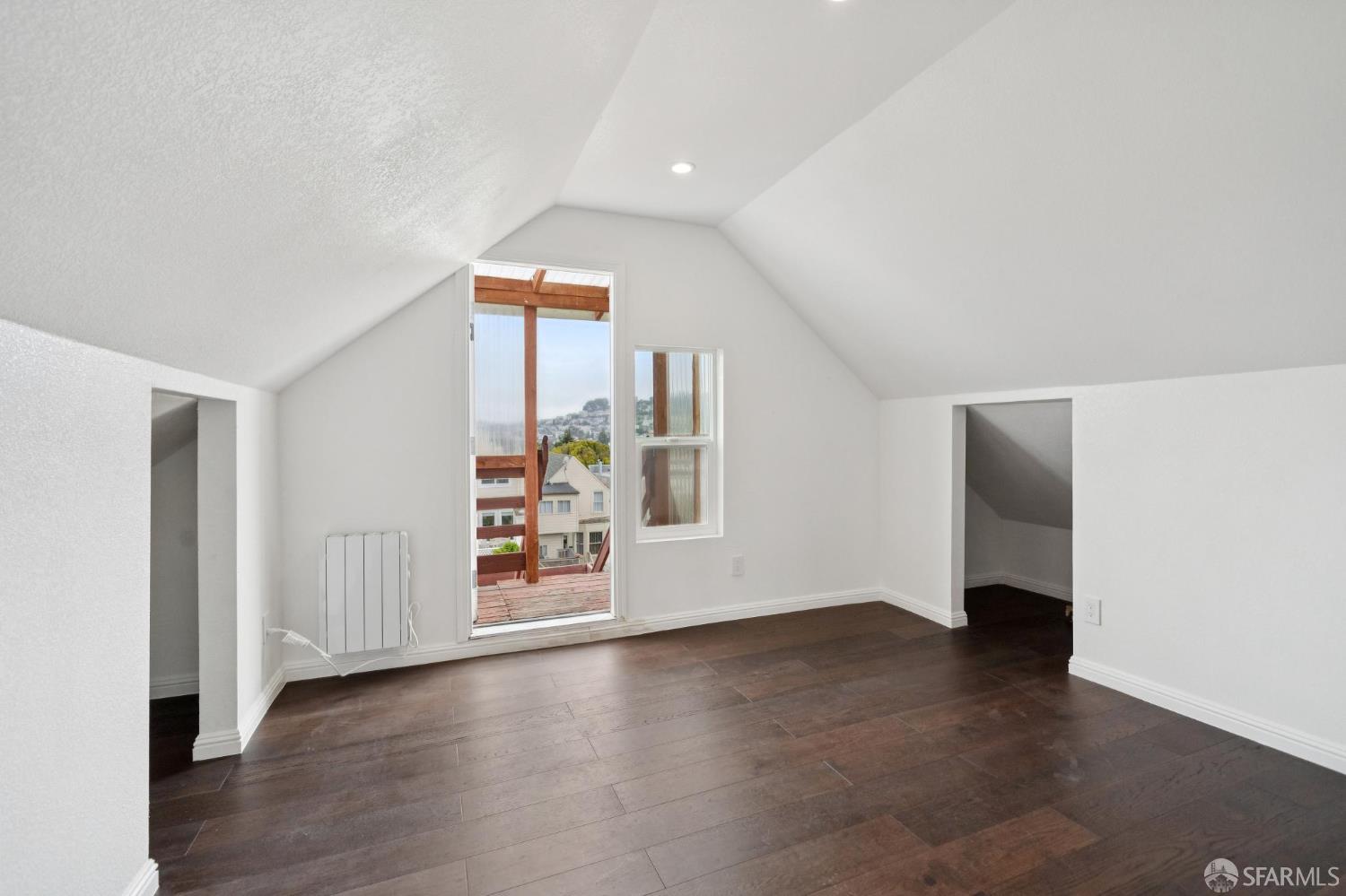 Detail Gallery Image 26 of 56 For 63 Jersey St, San Francisco,  CA 94114 - – Beds | – Baths