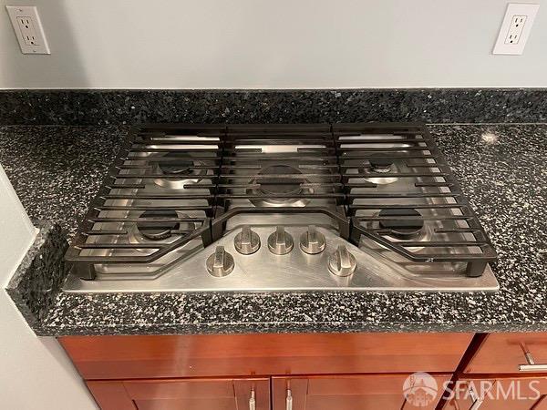Detail Gallery Image 17 of 28 For 766 Thornton Ave, San Francisco,  CA 94124 - 5 Beds | 2 Baths