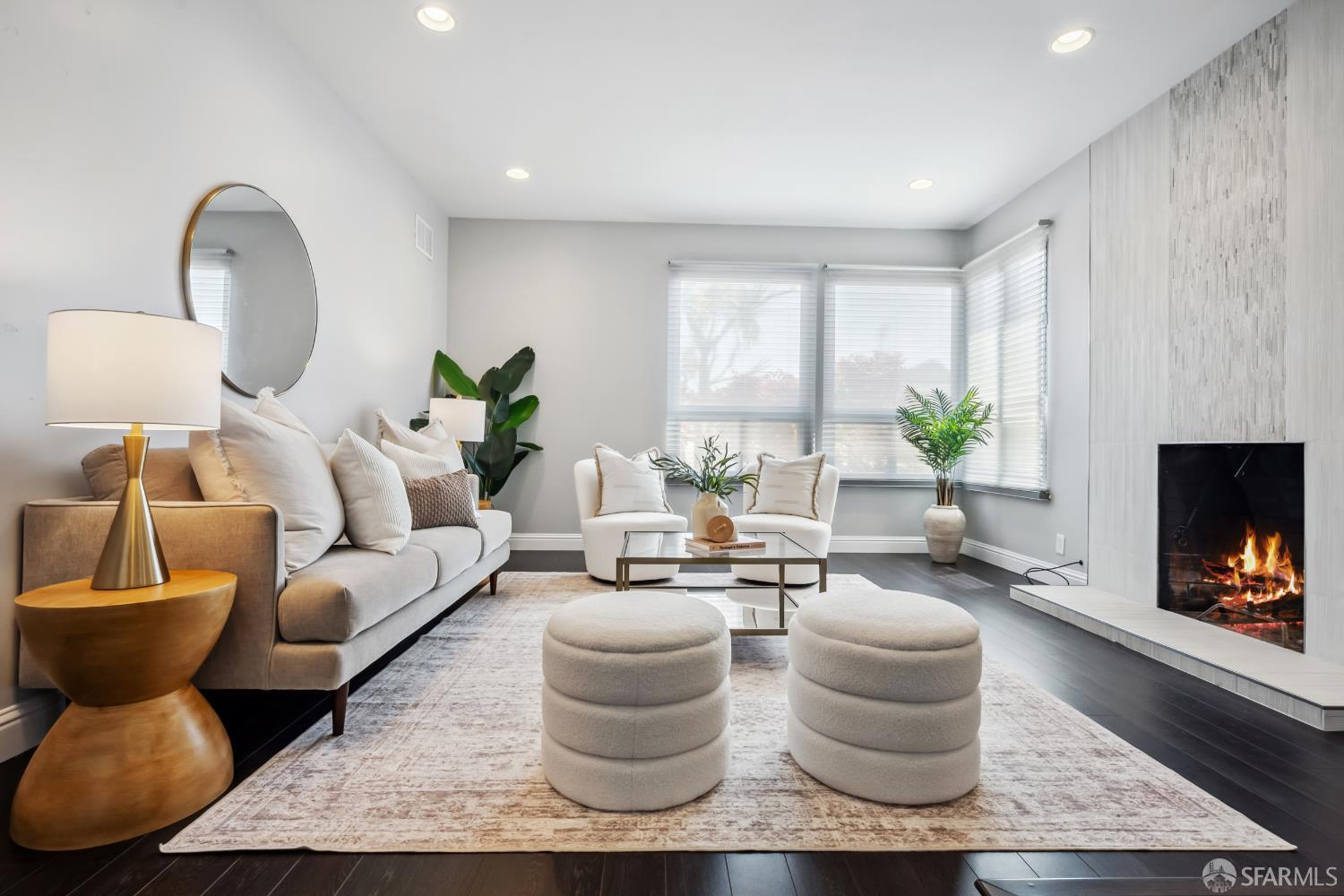Detail Gallery Image 5 of 45 For 400 Firecrest Ave, Pacifica,  CA 94044 - 4 Beds | 2/1 Baths