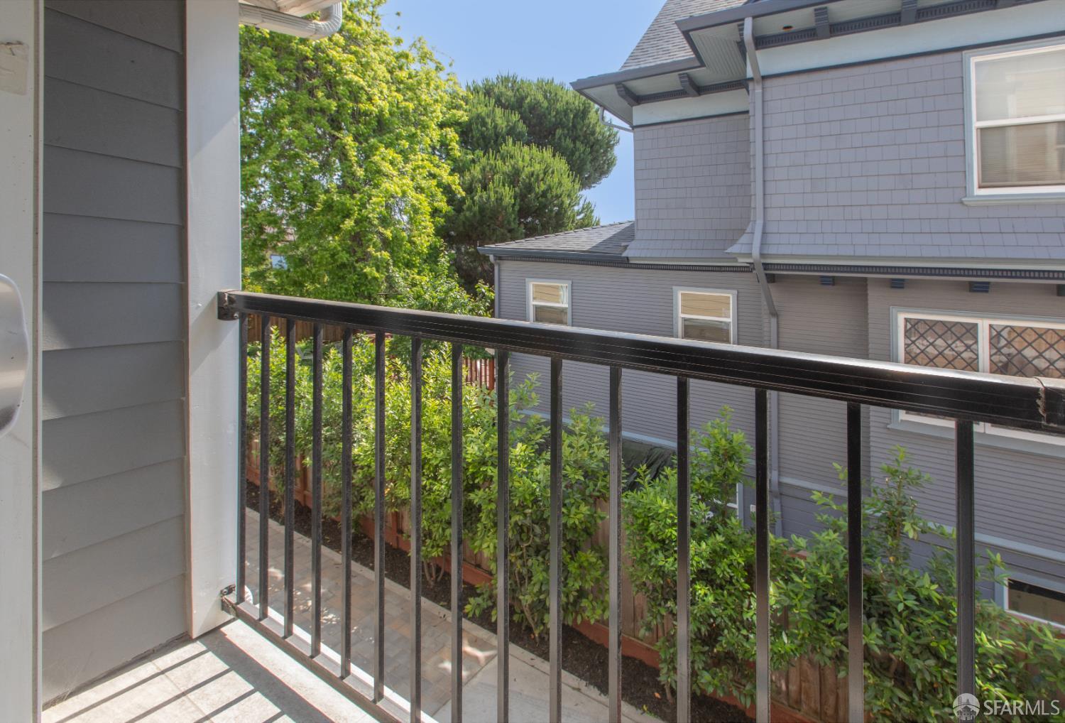 Detail Gallery Image 29 of 41 For 528 32nd St, Oakland,  CA 94609 - – Beds | – Baths
