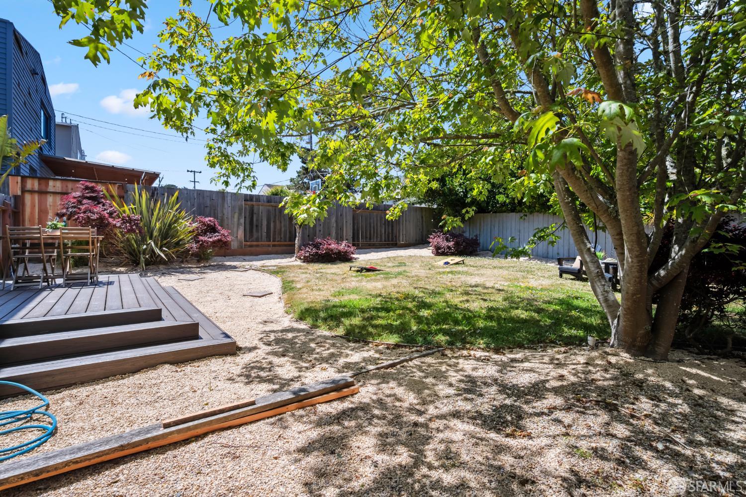 Detail Gallery Image 35 of 45 For 400 Firecrest Ave, Pacifica,  CA 94044 - 4 Beds | 2/1 Baths