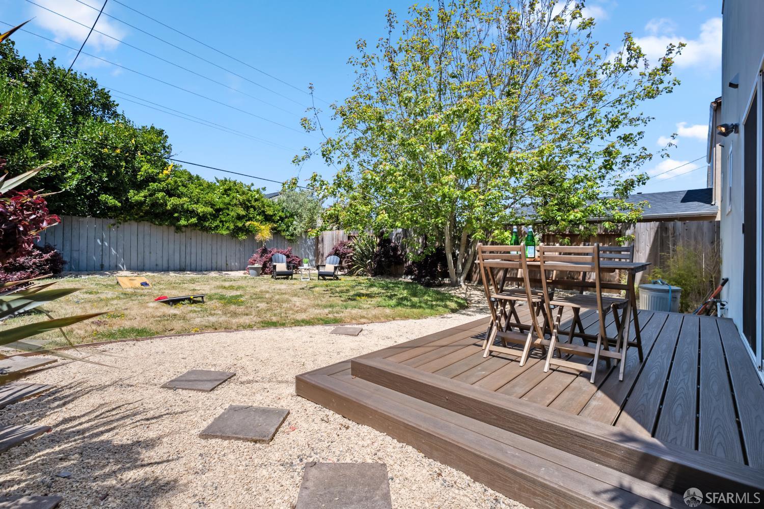 Detail Gallery Image 38 of 45 For 400 Firecrest Ave, Pacifica,  CA 94044 - 4 Beds | 2/1 Baths