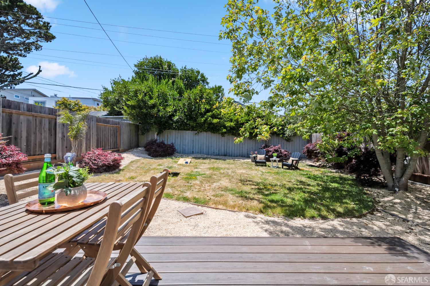Detail Gallery Image 32 of 45 For 400 Firecrest Ave, Pacifica,  CA 94044 - 4 Beds | 2/1 Baths