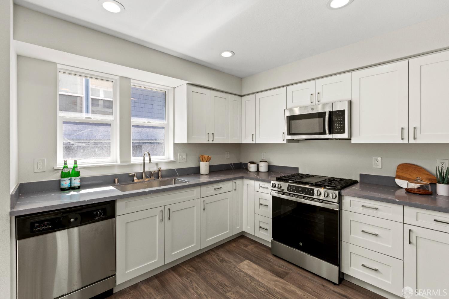 Detail Gallery Image 34 of 41 For 528 32nd St, Oakland,  CA 94609 - – Beds | – Baths