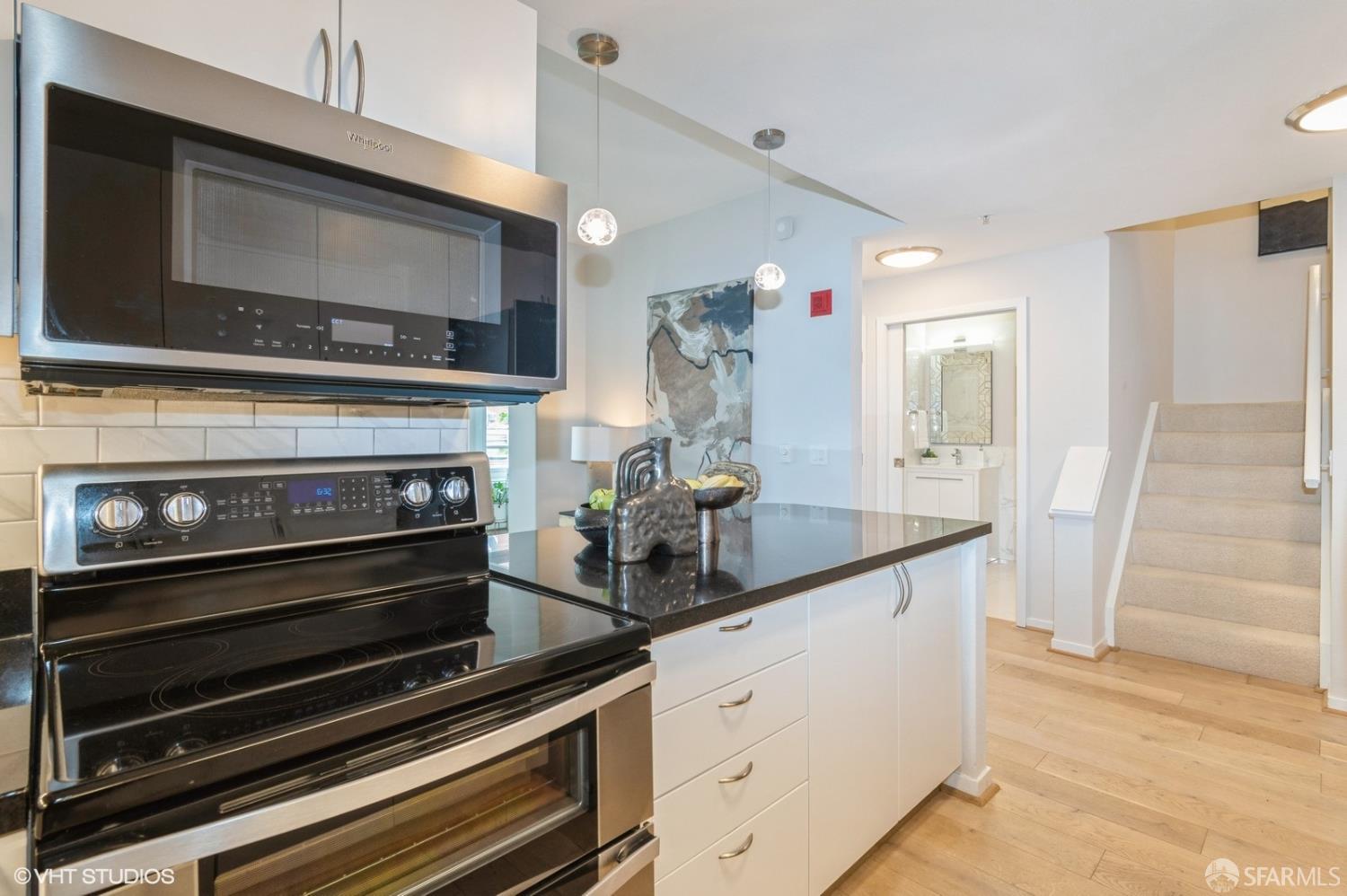 Detail Gallery Image 8 of 61 For 88 King St 104l,  San Francisco,  CA 94107 - 3 Beds | 3 Baths