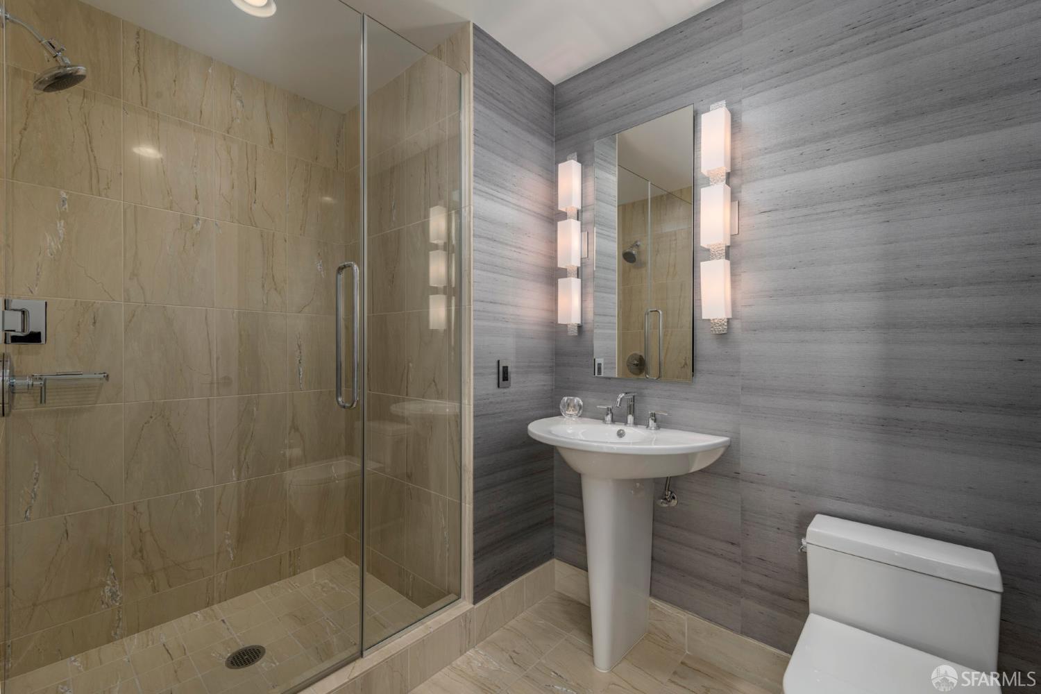 Photo #22: 425046320 Listing: Photo #22