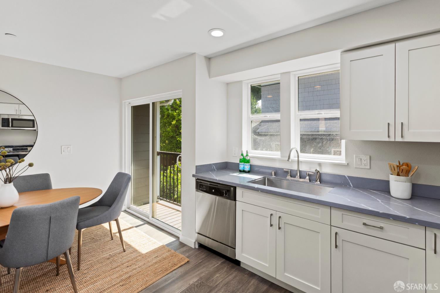 Detail Gallery Image 32 of 41 For 528 32nd St, Oakland,  CA 94609 - – Beds | – Baths