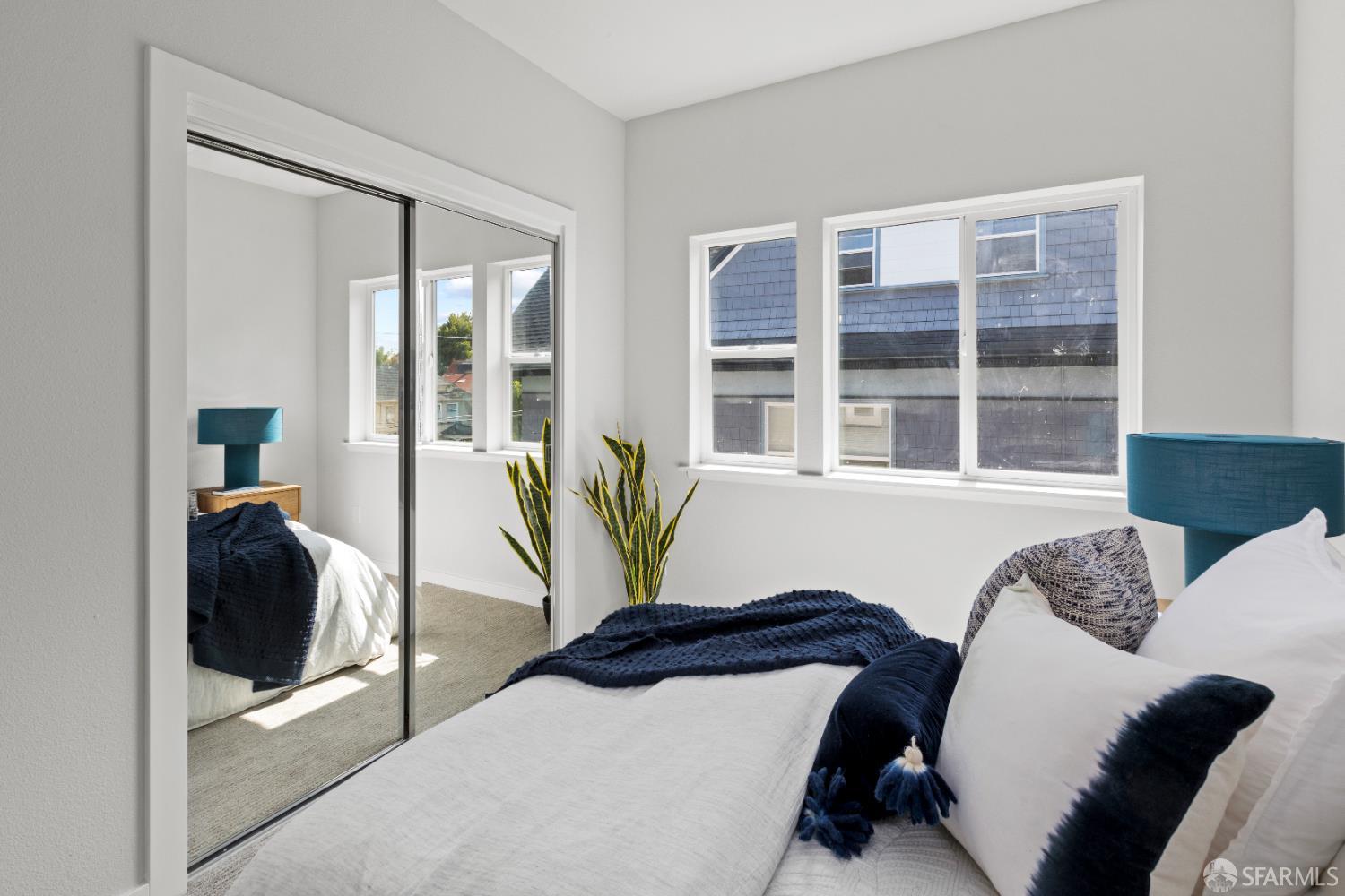 Detail Gallery Image 25 of 41 For 528 32nd St, Oakland,  CA 94609 - – Beds | – Baths