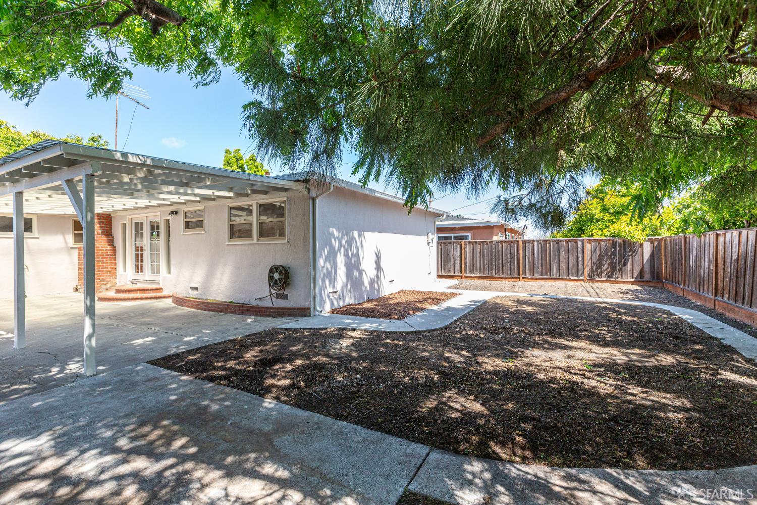 Detail Gallery Image 19 of 26 For 720 Santa Paula Ave, Sunnyvale,  CA 94085 - 3 Beds | 1/1 Baths