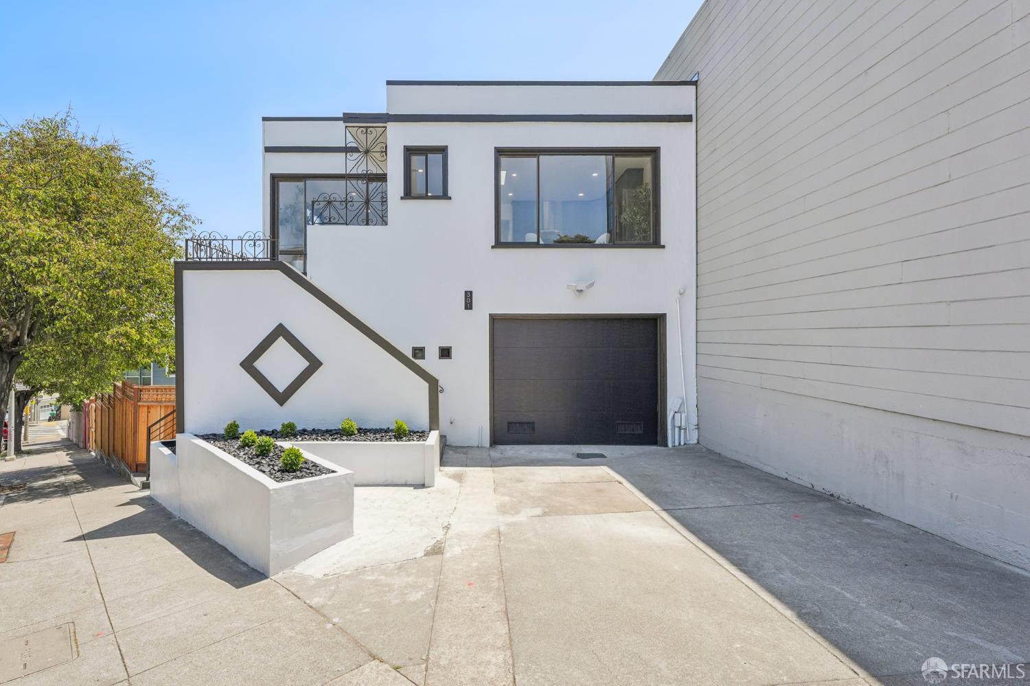 Photo #37: 425052492 Listing: Photo #37
