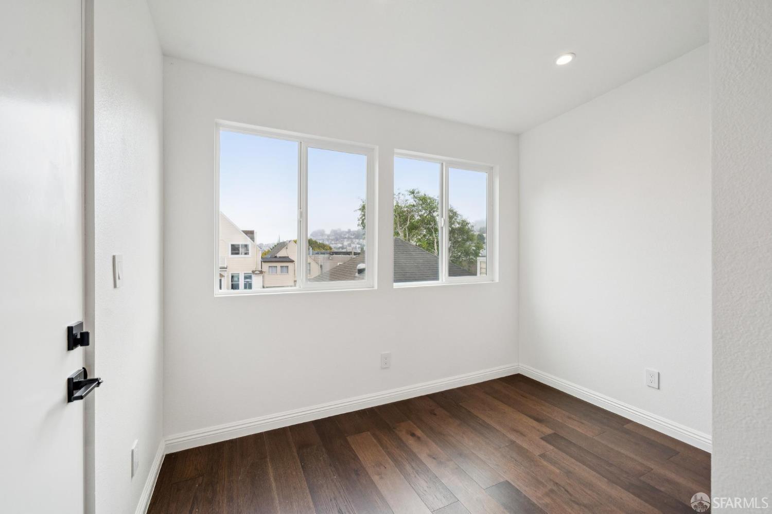Detail Gallery Image 32 of 56 For 63 Jersey St, San Francisco,  CA 94114 - – Beds | – Baths