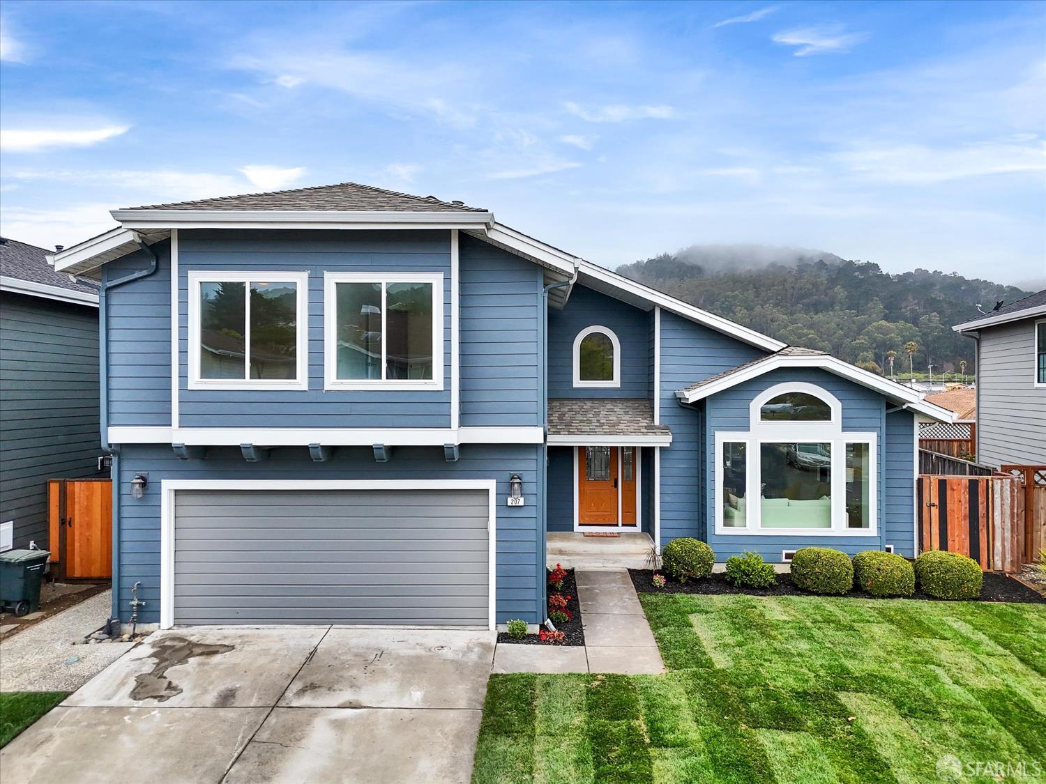 Detail Gallery Image 62 of 72 For 207 Marvilla Cir, Pacifica,  CA 94044 - 4 Beds | 3 Baths