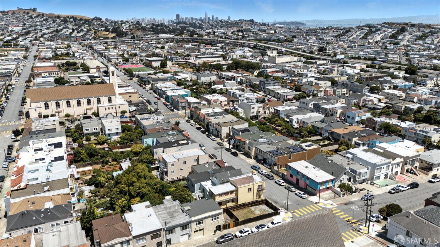 Detail Gallery Image 25 of 35 For 420 Woolsey St, San Francisco,  CA 94134 - 1 Beds | 1 Baths