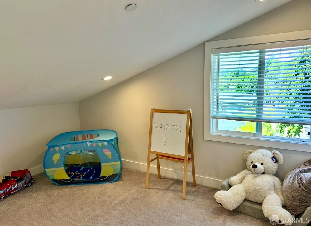 Detail Gallery Image 14 of 25 For 139 Hall Ln, Walnut Creek,  CA 94597 - 2 Beds | 3/1 Baths
