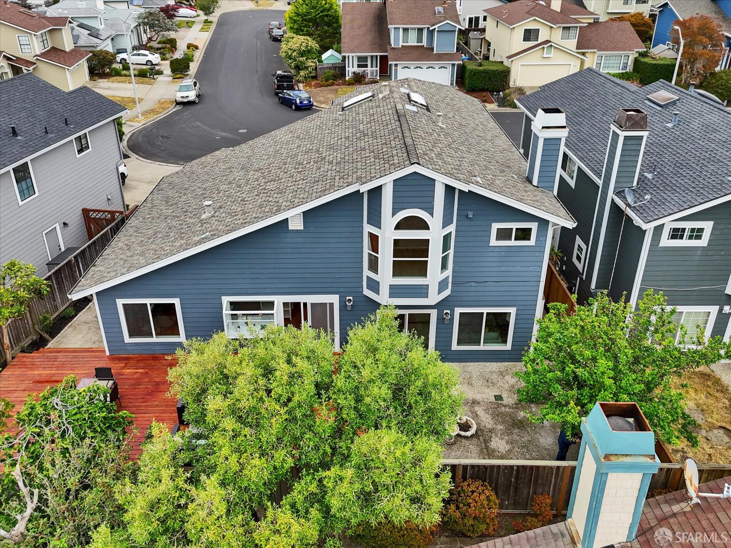 Detail Gallery Image 54 of 72 For 207 Marvilla Cir, Pacifica,  CA 94044 - 4 Beds | 3 Baths