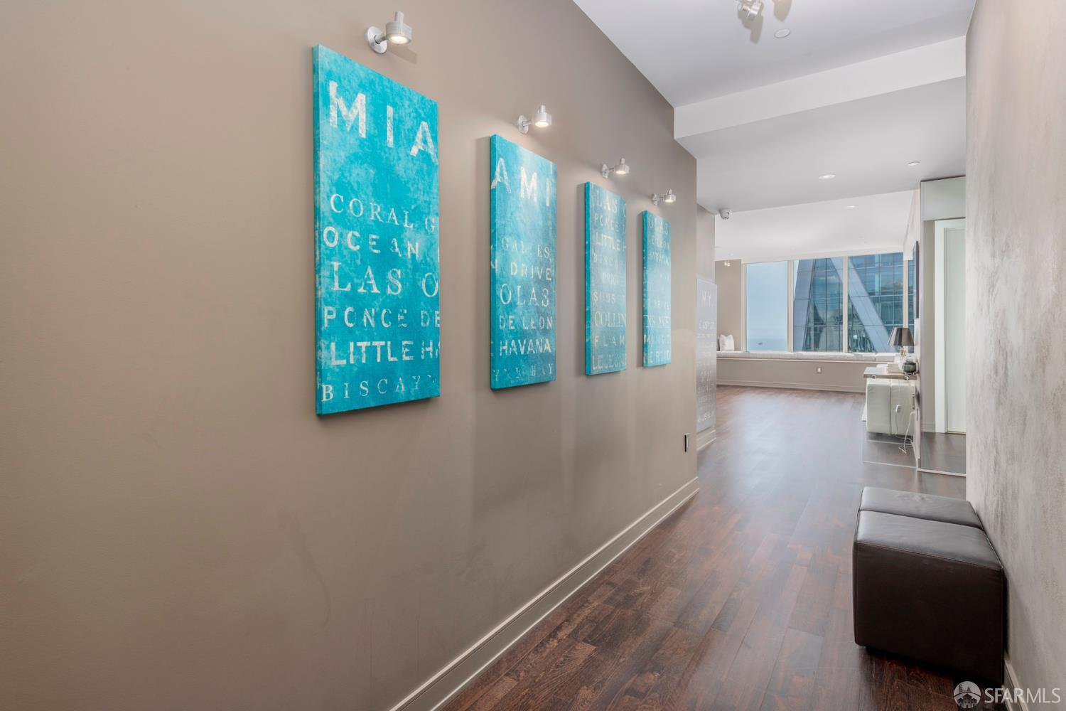 Photo #3: 425046320 Listing 