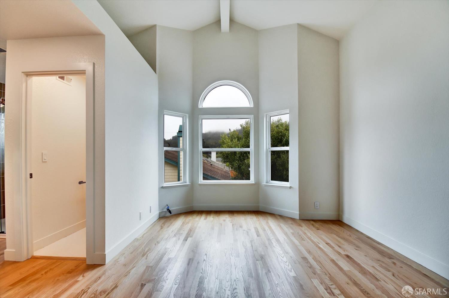 Detail Gallery Image 42 of 72 For 207 Marvilla Cir, Pacifica,  CA 94044 - 4 Beds | 3 Baths