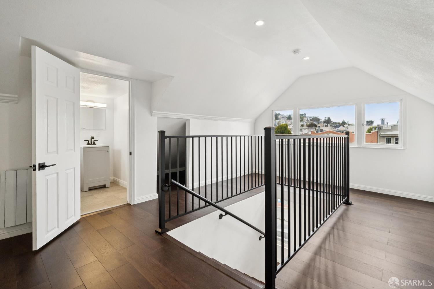 Detail Gallery Image 20 of 56 For 63 Jersey St, San Francisco,  CA 94114 - – Beds | – Baths
