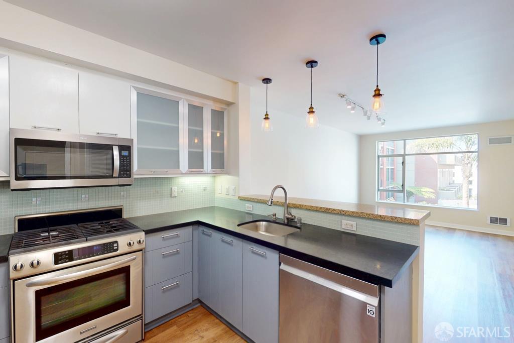 Detail Gallery Image 7 of 22 For 170 King St #618,  San Francisco,  CA 94107 - 1 Beds | 1 Baths