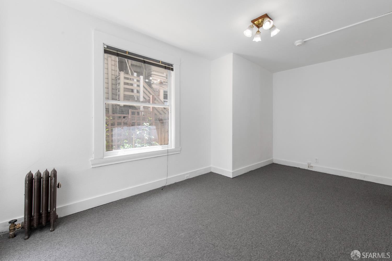 Photo #9: 425052788 Listing: Photo #9