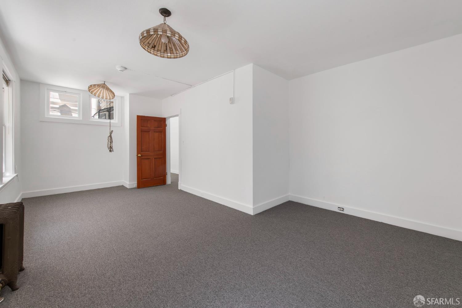 Photo #13: 425052788 Listing: Photo #13