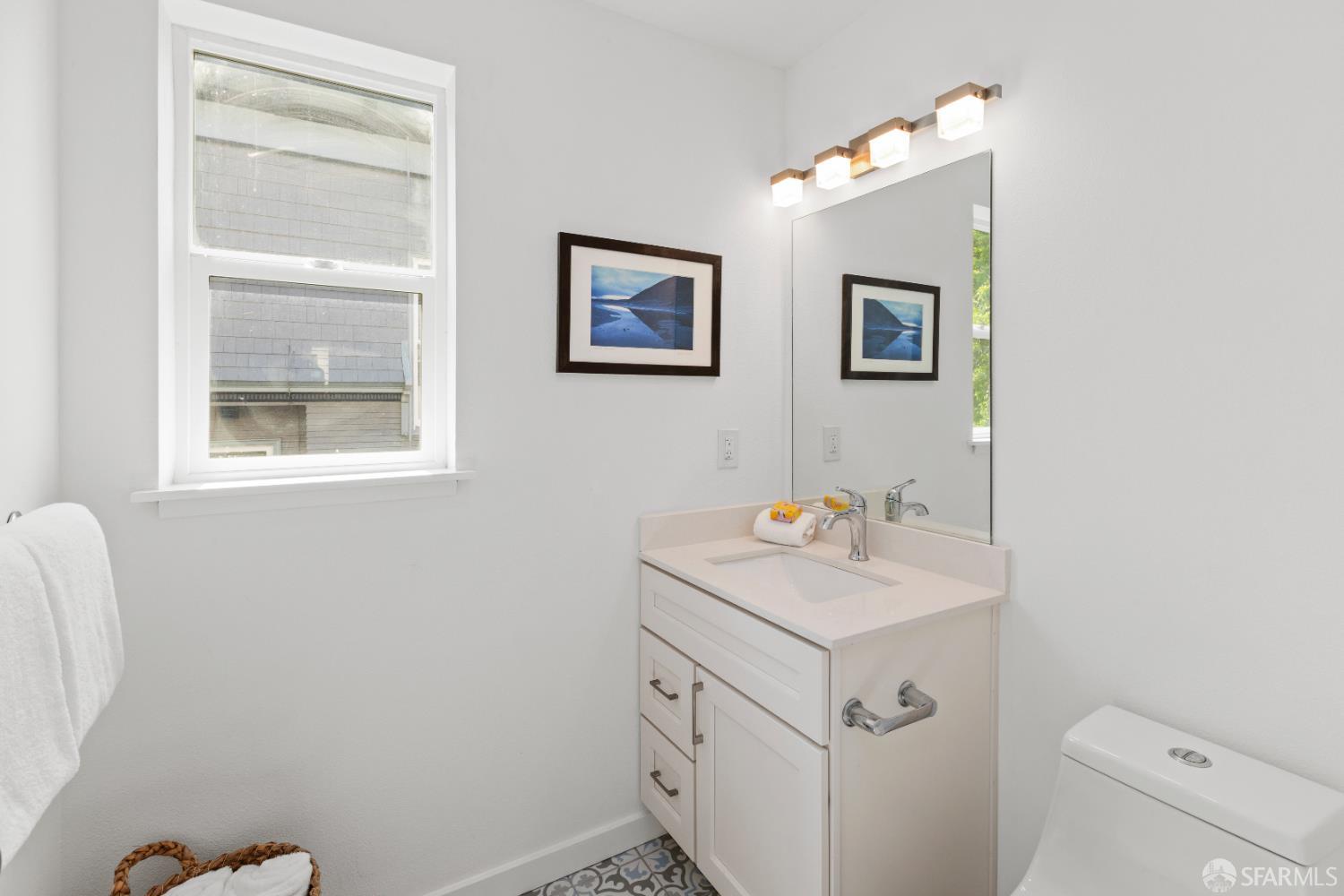 Detail Gallery Image 20 of 41 For 528 32nd St, Oakland,  CA 94609 - – Beds | – Baths
