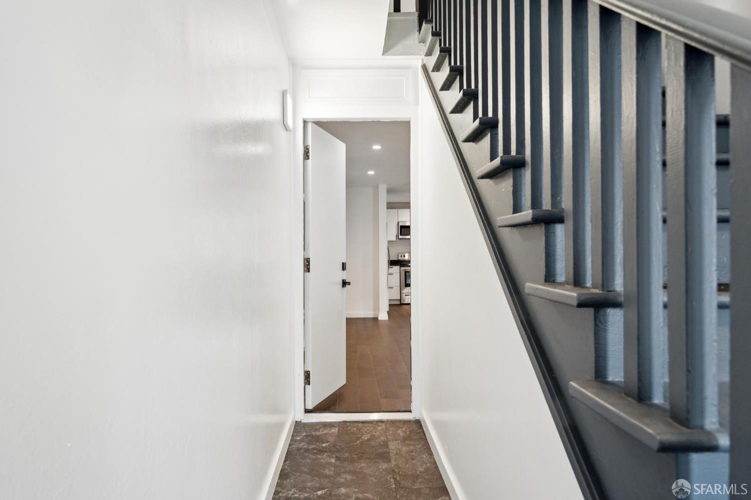 Detail Gallery Image 37 of 56 For 63 Jersey St, San Francisco,  CA 94114 - – Beds | – Baths
