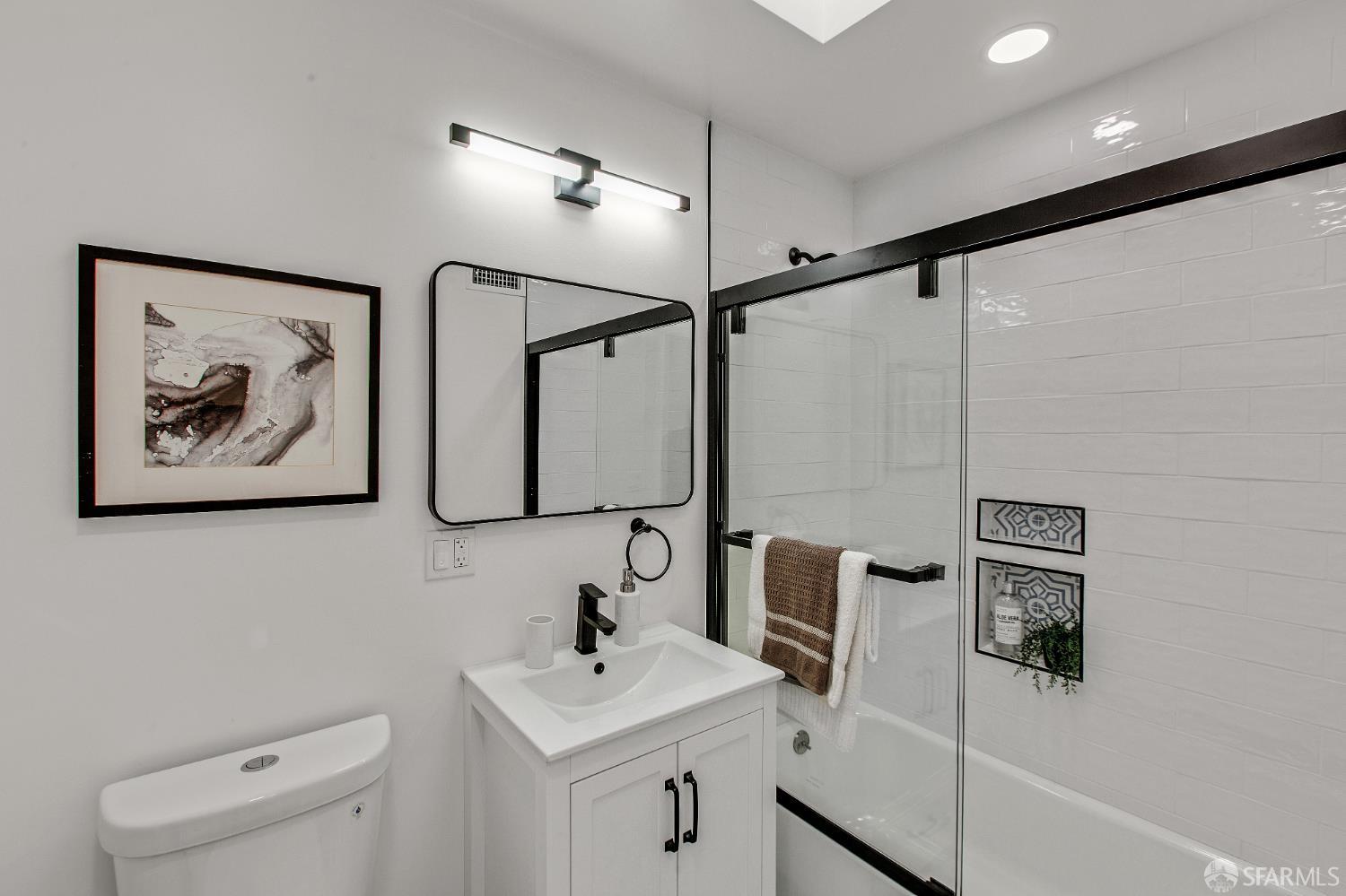 Detail Gallery Image 25 of 33 For 548 Skyline Dr, Daly City,  CA 94015 - 3 Beds | 2 Baths