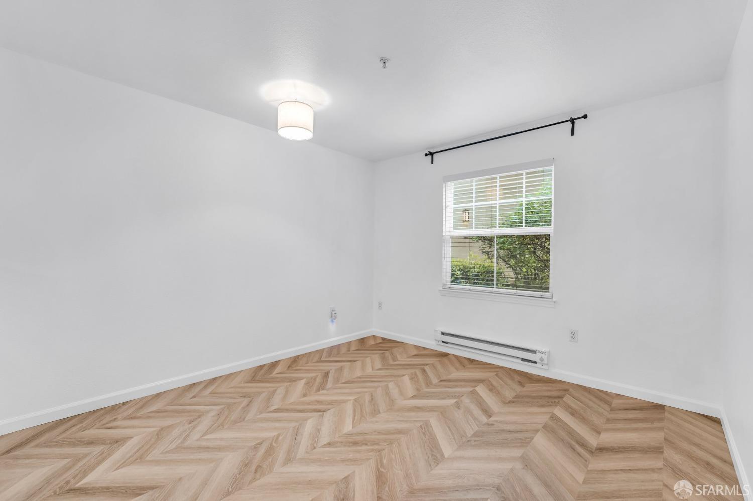 Detail Gallery Image 19 of 44 For 555 10th St #102,  Oakland,  CA 94607 - 2 Beds | 2 Baths
