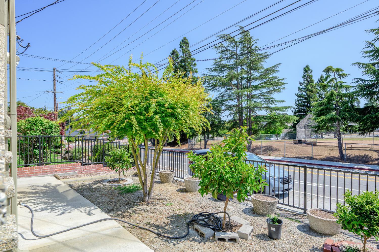 Detail Gallery Image 73 of 99 For 19652 Stanton Ave, Castro Valley,  CA 94546 - 6 Beds | 4 Baths
