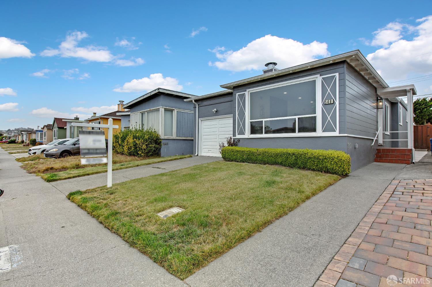 Detail Gallery Image 2 of 33 For 548 Skyline Dr, Daly City,  CA 94015 - 3 Beds | 2 Baths